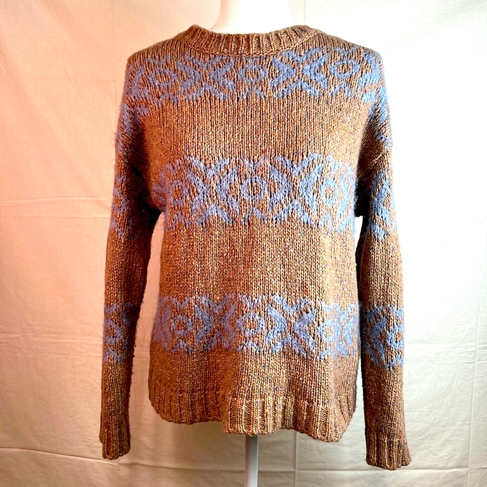 Elsamanda Wool Crew Neck Sweater NWT Size Medium Soft!